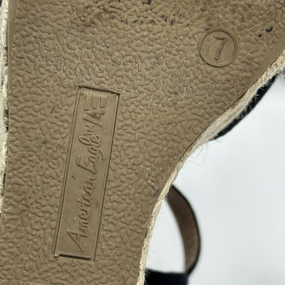 American Eagle Wedge Sandals Womens 7 Black Faux Suede Espadrille Ankle Strap - Picture 12 of 12